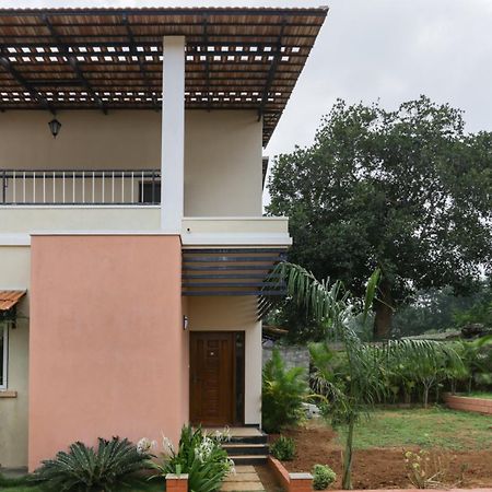 Treebo Laa Gardenia Resort, Nilavoor Lake Єлагірі Екстер'єр фото